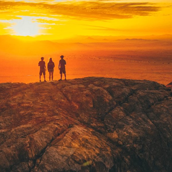 Abenteuer-Afrika-Reise-Namibia-Aus-Sunset-3000